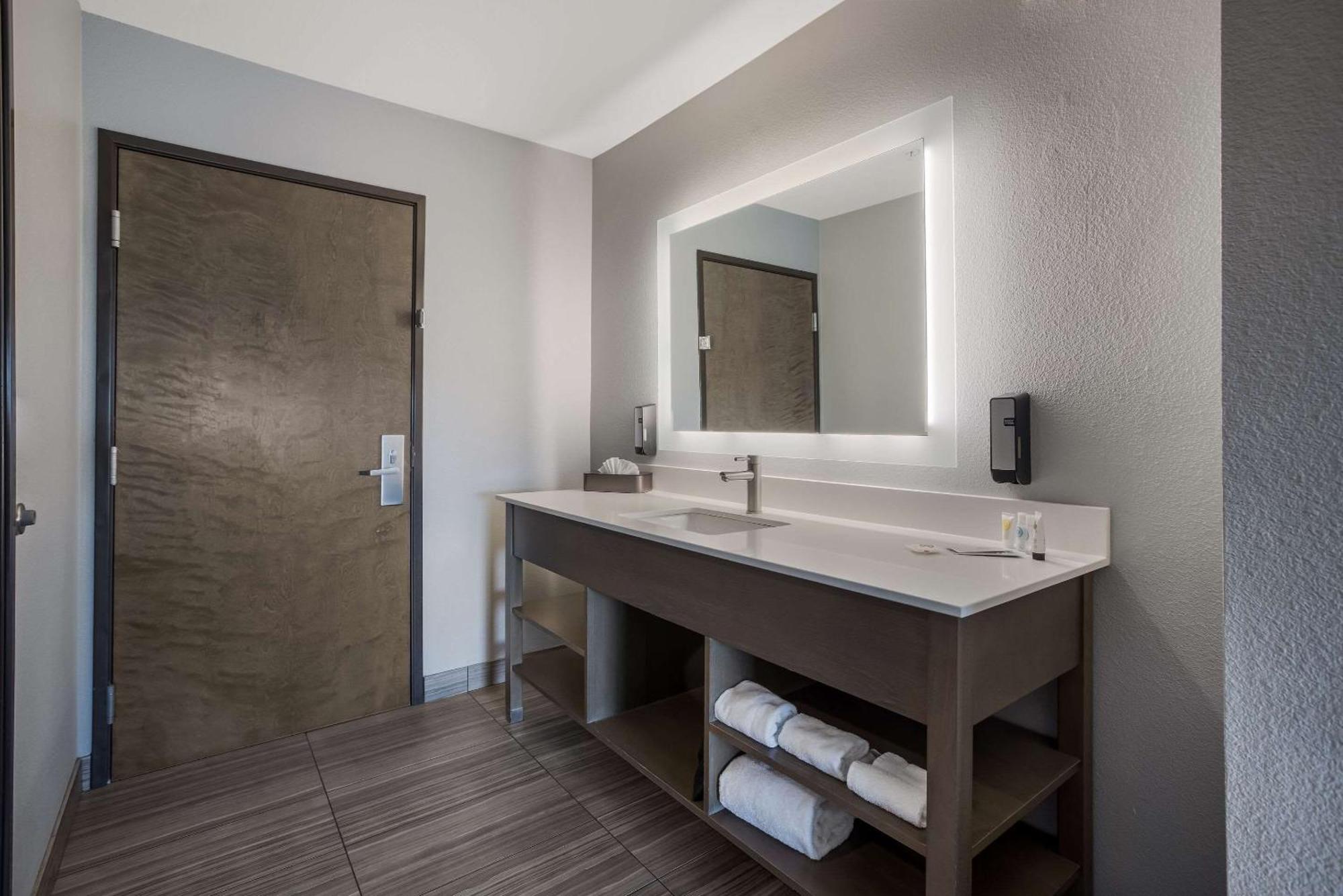Hotel 28 Boise Airport, Ascend Hotel Collection Экстерьер фото